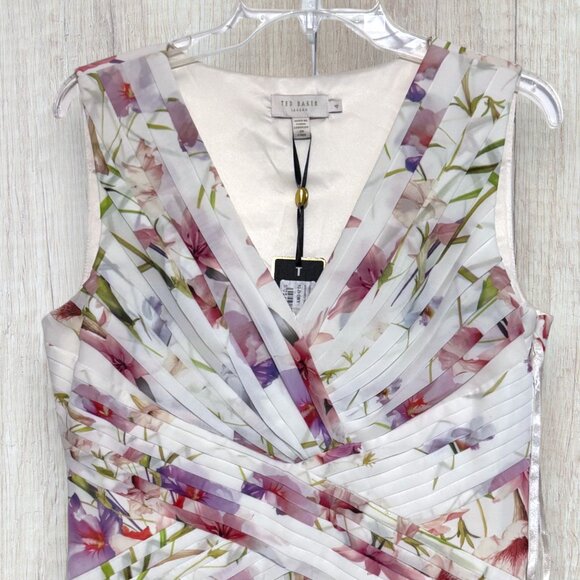 NWT Ted Baker London Risha Mirrored Tropics Pleated Floral Dress Ivory Multi 4 - Picture 3 of 11